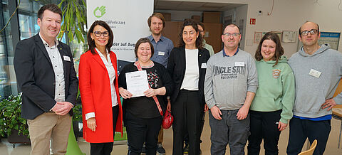 Rita Schwarzelühr-Sutter überreicht Förderurkunde an LebensWerkstatt e. V. in Öhringen