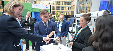 Carsten Schneider beim Event zu zehn Jahren der Exportinitiative Umweltschutz (EXI)